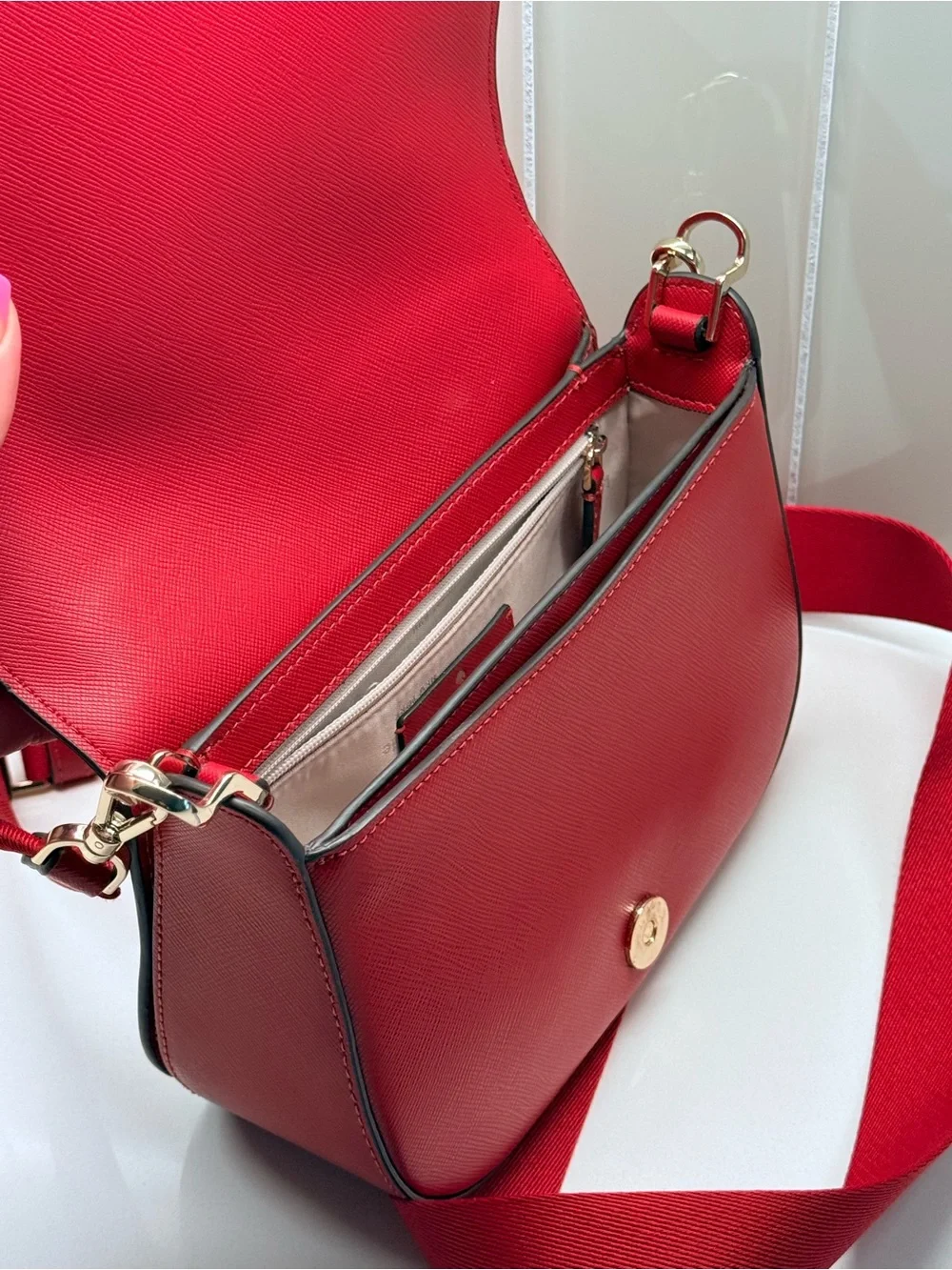 Kate Spade New York Madison Saffiano leather Crossbody with Gold Hardware